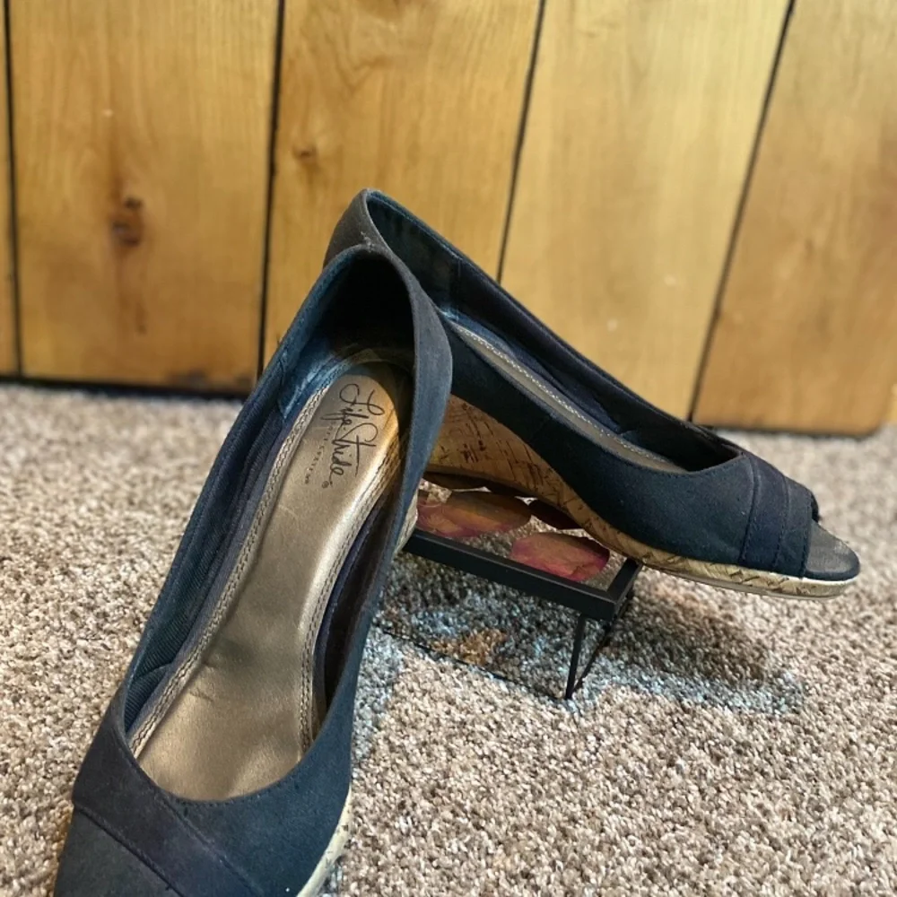 Black Wedge Peep-Toe Shoes